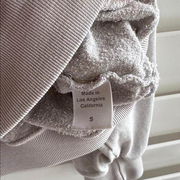 Clare V Beige Gray Crewneck Sweatshirt with Black 'CIAO' Graphic Small - Picture 3 of 7